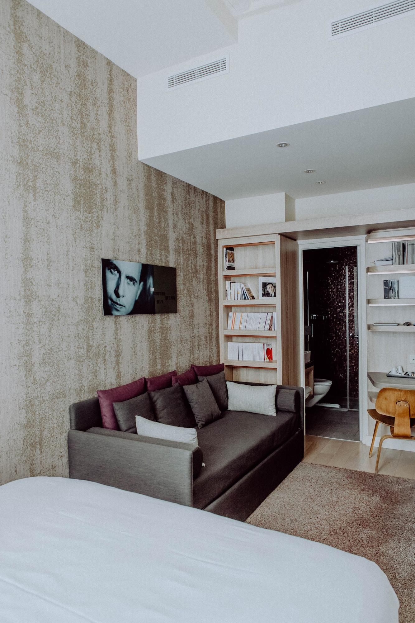 Hotel De Lille - Saint-Germain Des Pres Paris Luaran gambar
